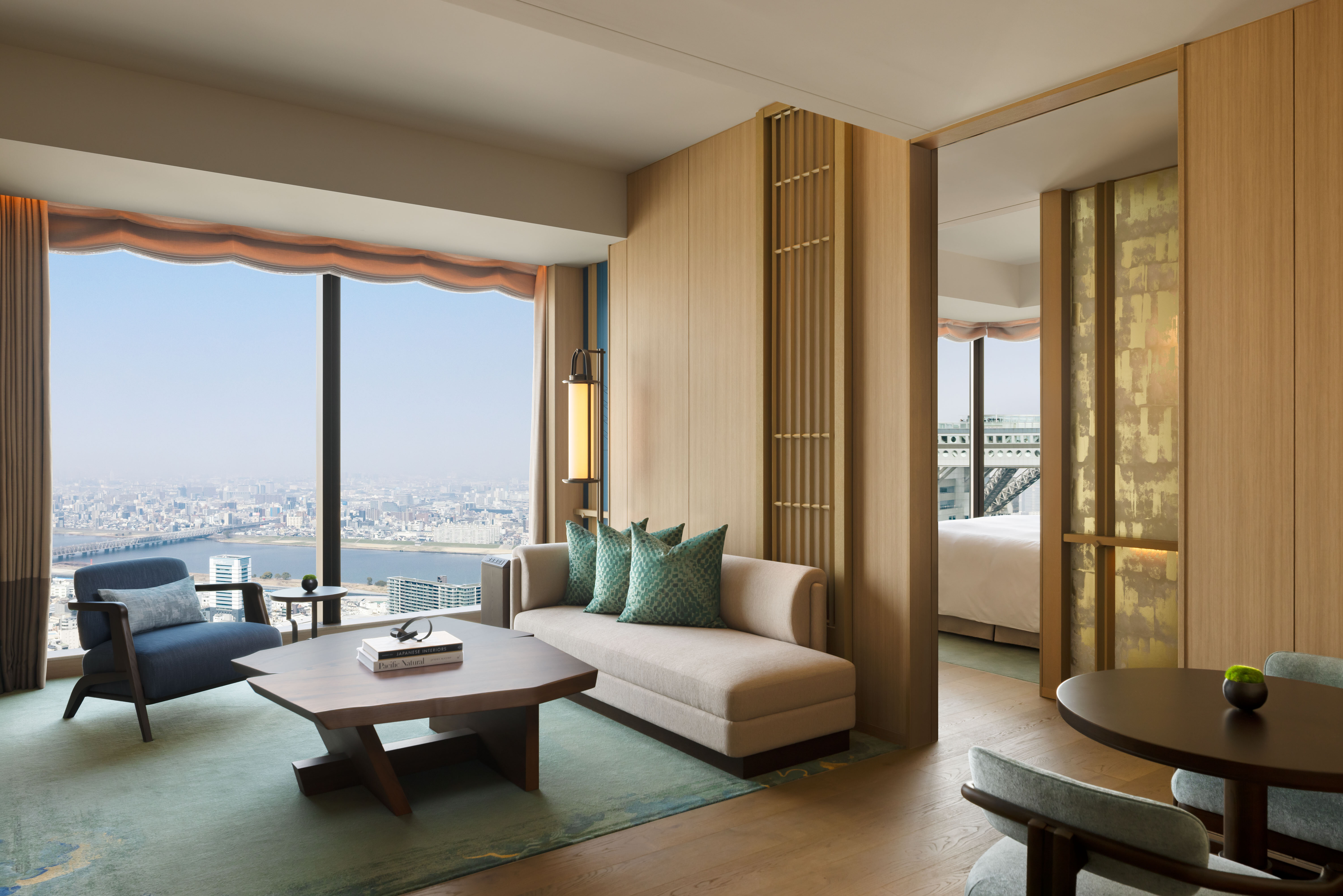 10WARoomSuite.jpg